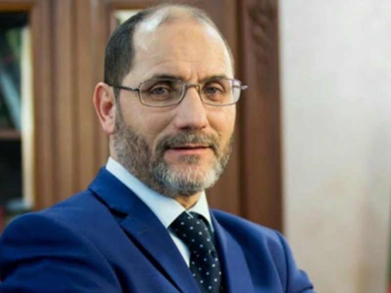 Abderrazak Makri - Abderrazak Makri, Abderrazak Makri MSP, MSP Algeria, Movement of Society for Peace leader, Algerian Islamist leader, Makri Algeria, Islamist politician Algeria, President of MSP, Abderrazak Makri politician